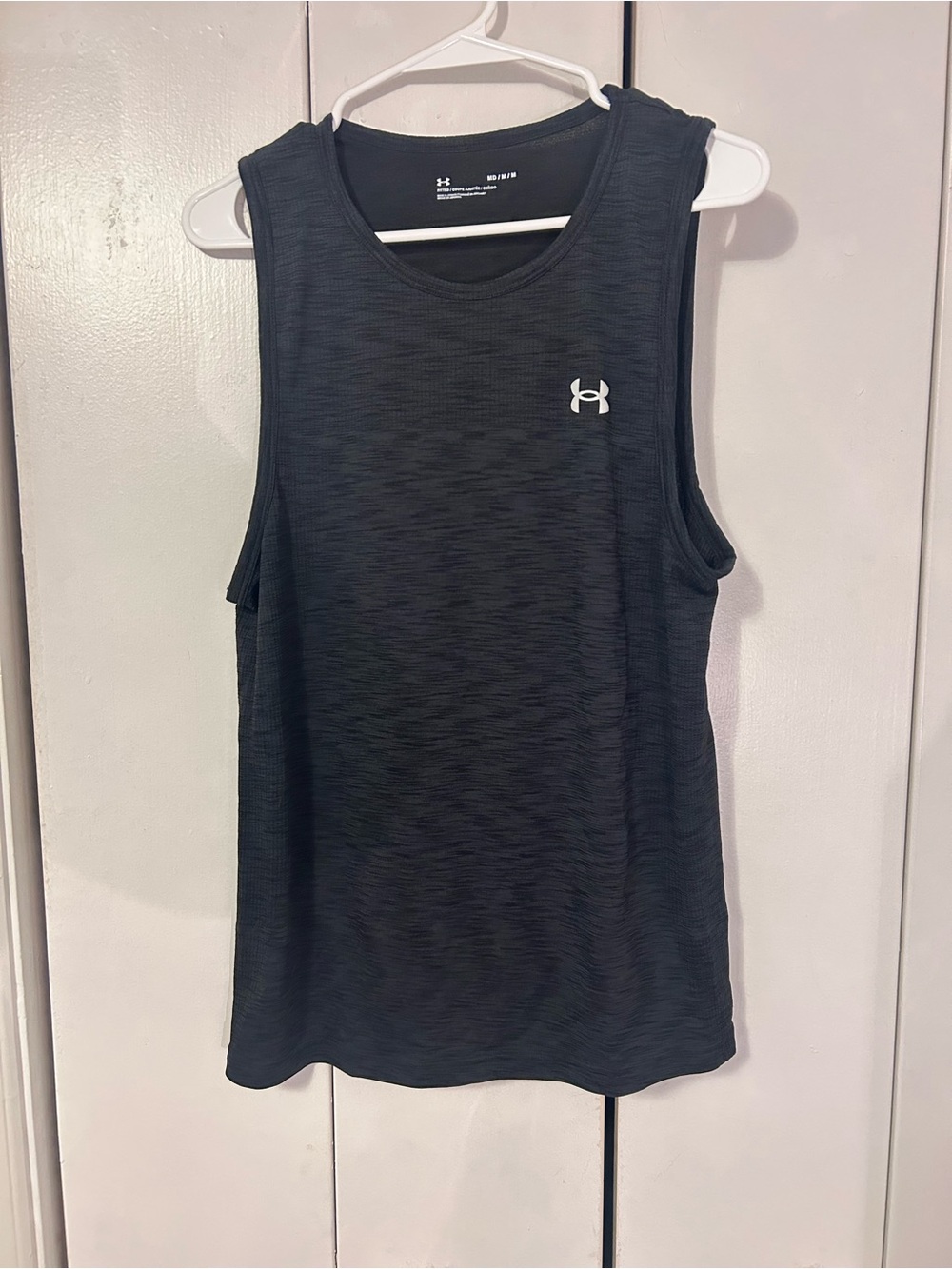 Under Armour Black Women's Sleeveless Athletic Tank